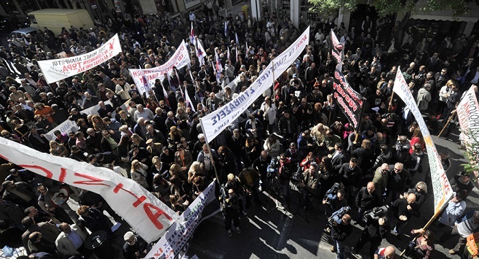 Greek journalists to go on 5-Hour strike against pension legislation on Tuesday 